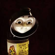夜晚千萬不要看！日本網友惡搞 Thomas小火車汽水糖蓋令人很心寒
